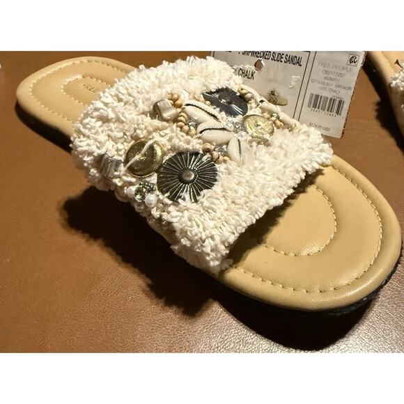 Free People Women's Size 7.5 Shipwreck Surf Shell Sandals Chalk New - Picture 5 of 7